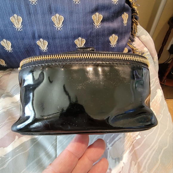 Chanel Black Patent Cosmetic Case PM - Picture 3 of 12